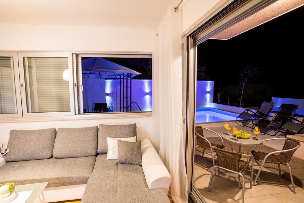 Apartment Falcon Stari Grad  Ruang foto
