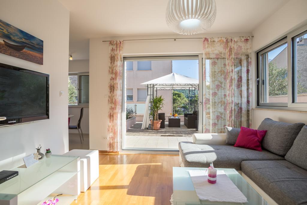 Apartment Falcon Stari Grad  Ruang foto