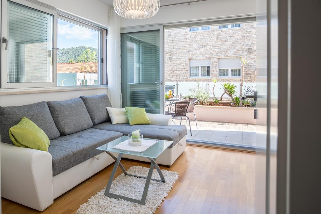 Apartment Falcon Stari Grad  Ruang foto