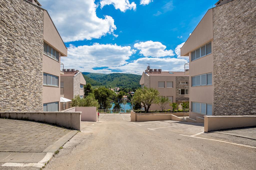 Apartment Falcon Stari Grad  Ruang foto