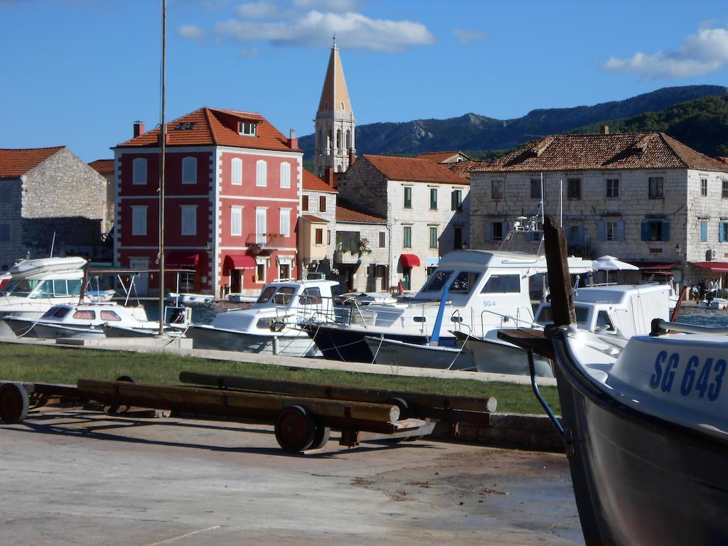 Apartment Falcon Stari Grad  Ruang foto